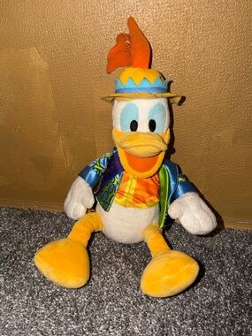 Disney Parks Animal Kingdom Donald Duck Plush Toy Plushie Rare Used Pre Owned DD